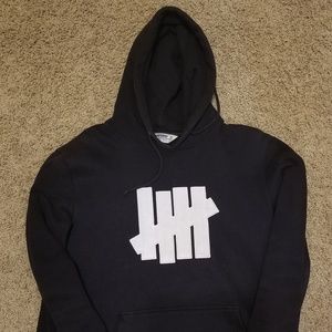 Undefeated Black Logo Hoodie Medium